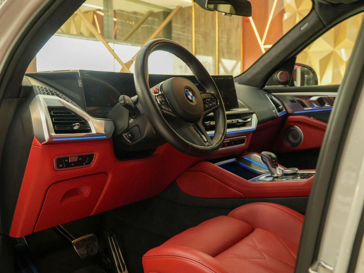 BMW XM Brand new BMW XM-6-6