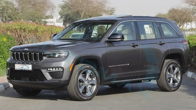 2025 JEEP GRAND CHEROKEE LIMITED PLUS LUXURY 4X4 GCC With 3Yrs or 60K Km Warranty At Official Dealer-2