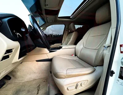 Toyota Land Cruiser GXR 3.5 L | | GCC | Accident-Free | In Excellent Condition | 3864 P.M-8