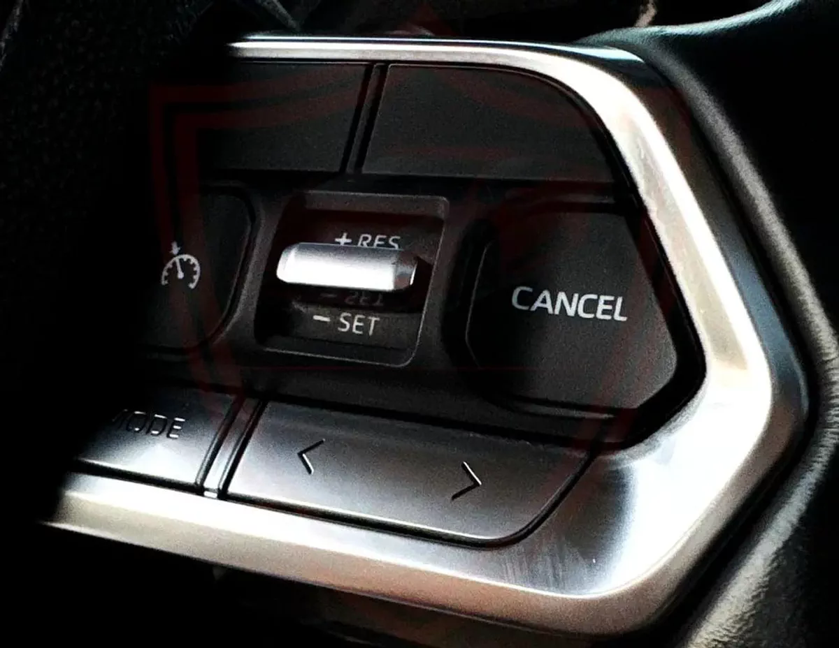 Toyota Land Cruiser GXR 3.5 L | | GCC | Accident-Free | In Excellent Condition | 3864 P.M-15-0