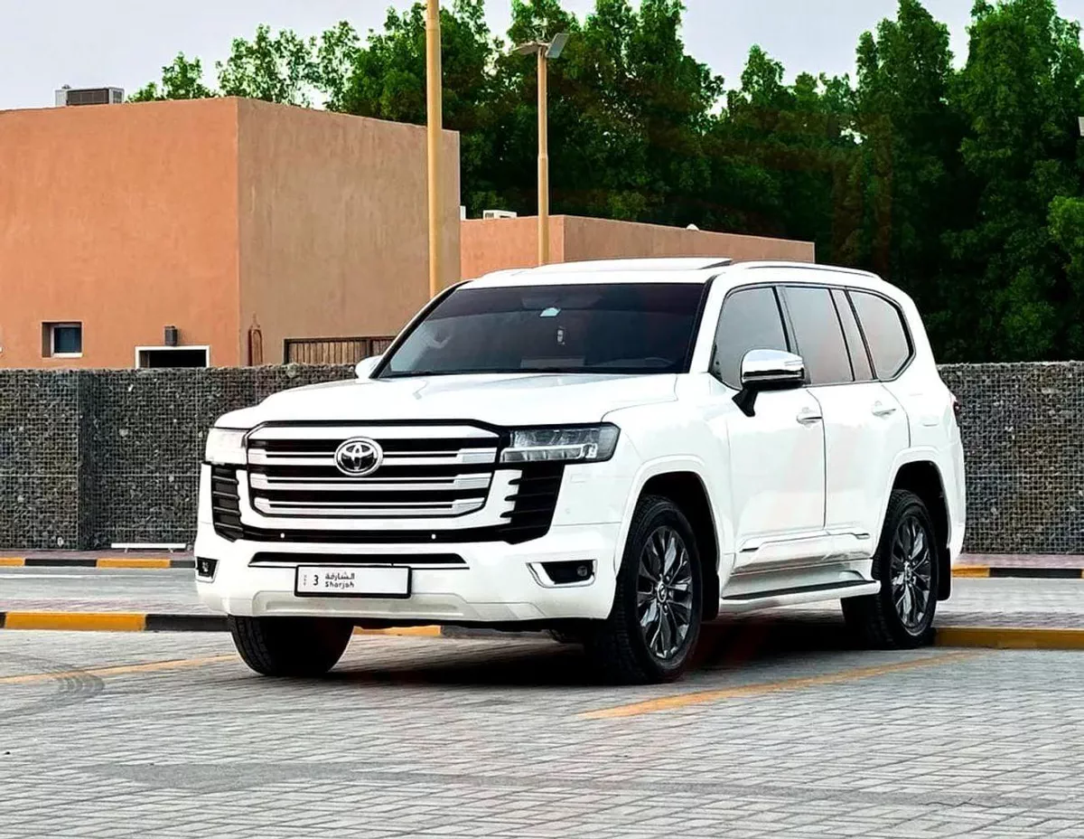 Toyota Land Cruiser GXR 3.5 L | | GCC | Accident-Free | In Excellent Condition | 3864 P.M-2-0