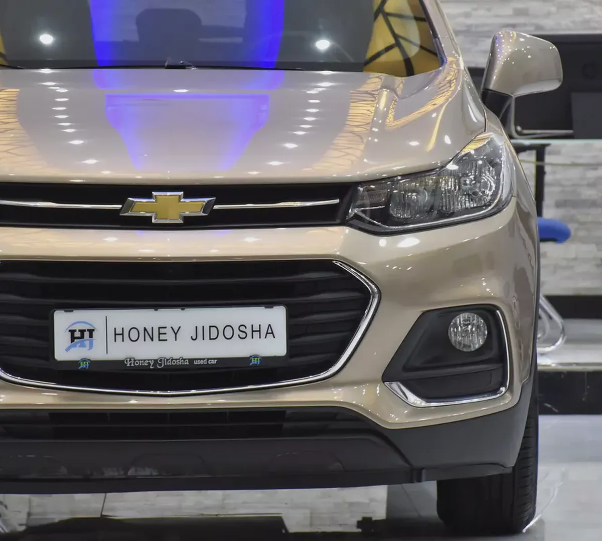 EXCELLENT DEAL for our Chevrolet Trax LT ( 2019 Model ) in Brown / Beige Color GCC Specs-3-3