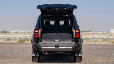 Toyota Prado ADVENTURE TOYOTA PRADO 250 WX 2.4P AT ADVENTURE – BLACK-9