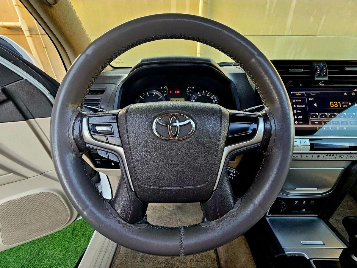 Toyota Prado GXR/ SUNROOF LEATHER/ V6 4.0L 4WD/ LOW MILEAGE-14-14