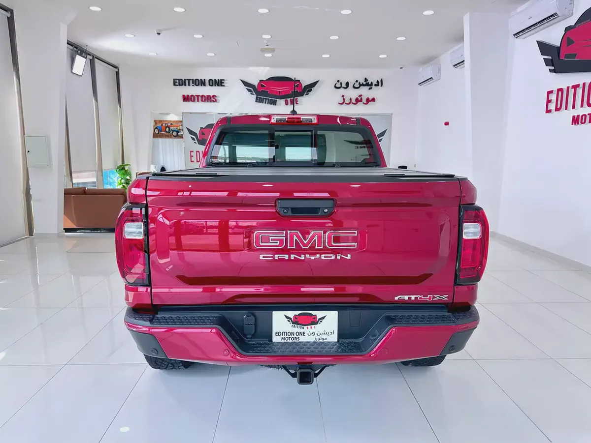 2025 GMC Canyon AT4X - GCC Dealer warranty-10-10