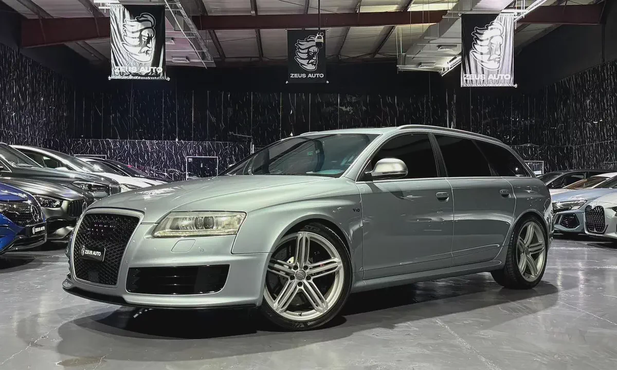 GCC | 5.0 L V10 | Twin Turbo | 6 Speed
