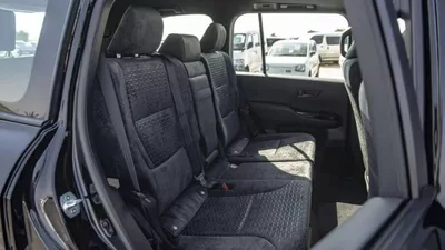 Toyota Land Cruiser GXR Toyota Land Cruiser GXR 4.0L Petrol with sunroof 2024-12