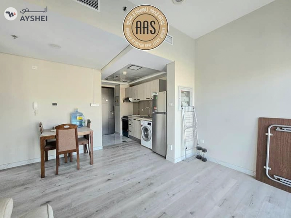 Spacious Apartment ! Semi Furnished ! Pool Facing ! With All Aminities ! Ready to Move