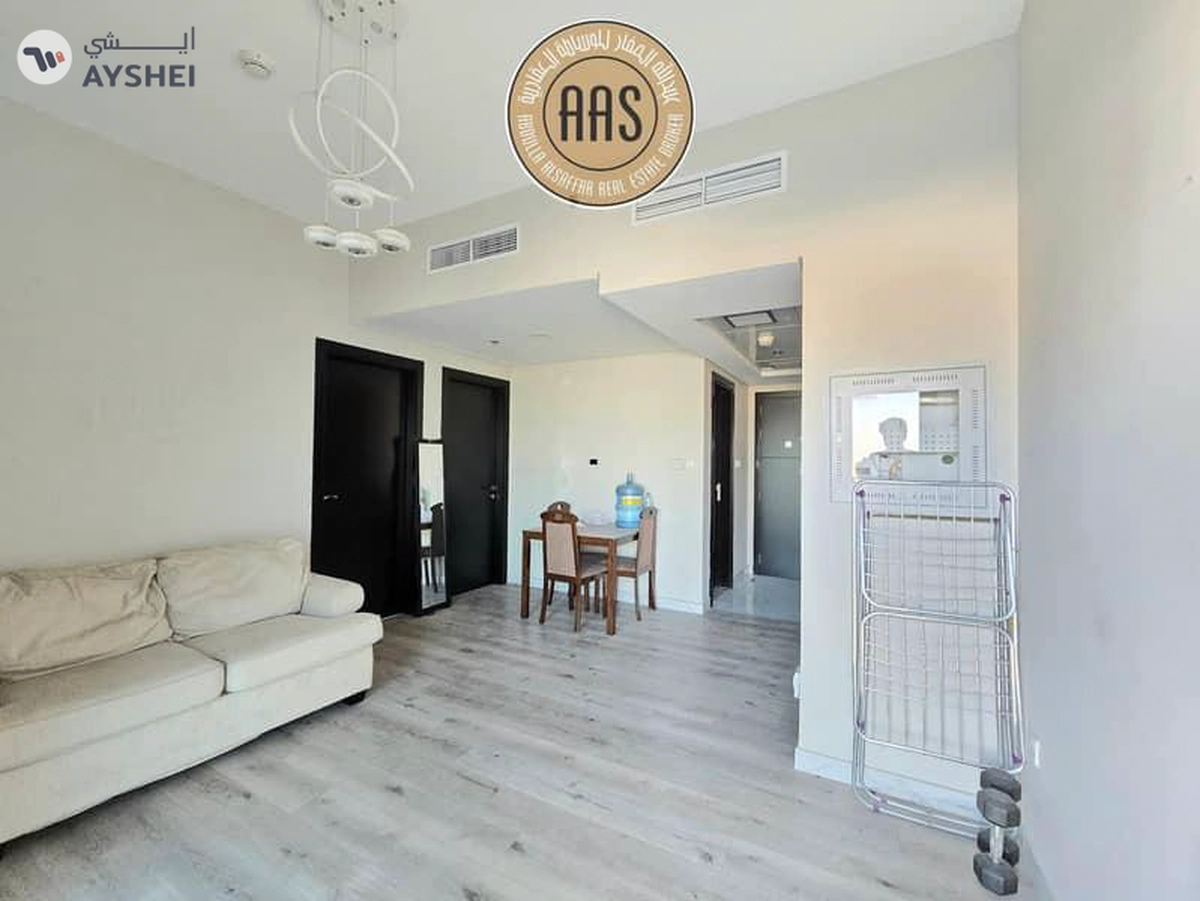 Spacious Apartment ! Semi Furnished ! Pool Facing ! With All Aminities ! Ready to Move-3-3
