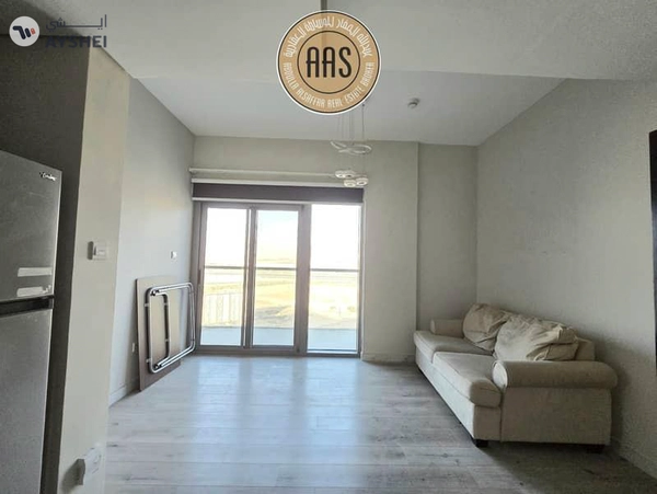 Spacious Apartment ! Semi Furnished ! Pool Facing ! With All Aminities ! Ready to Move