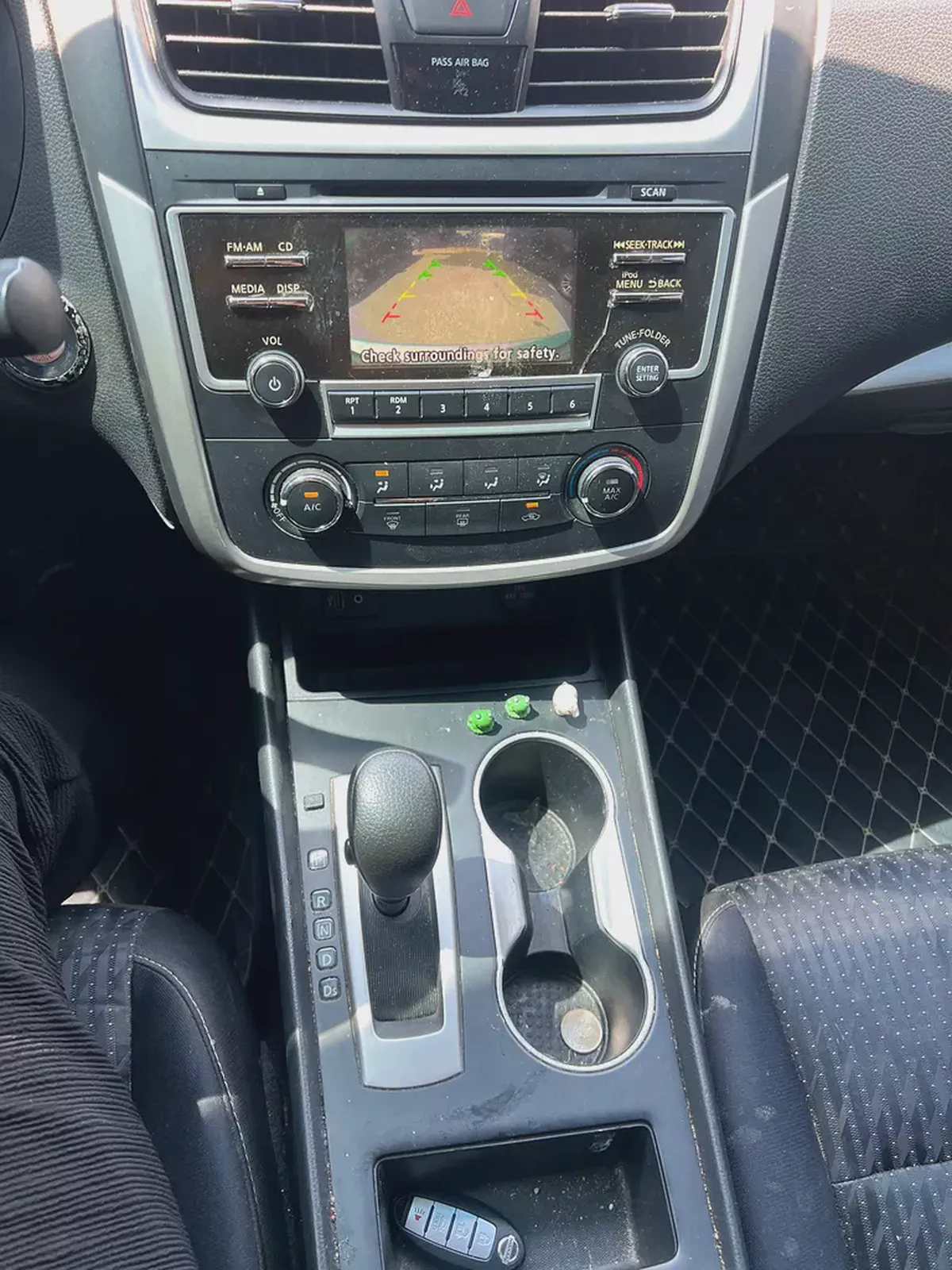Nissan Altima SV 2017 - American Specs - Excellent Condition-13-13