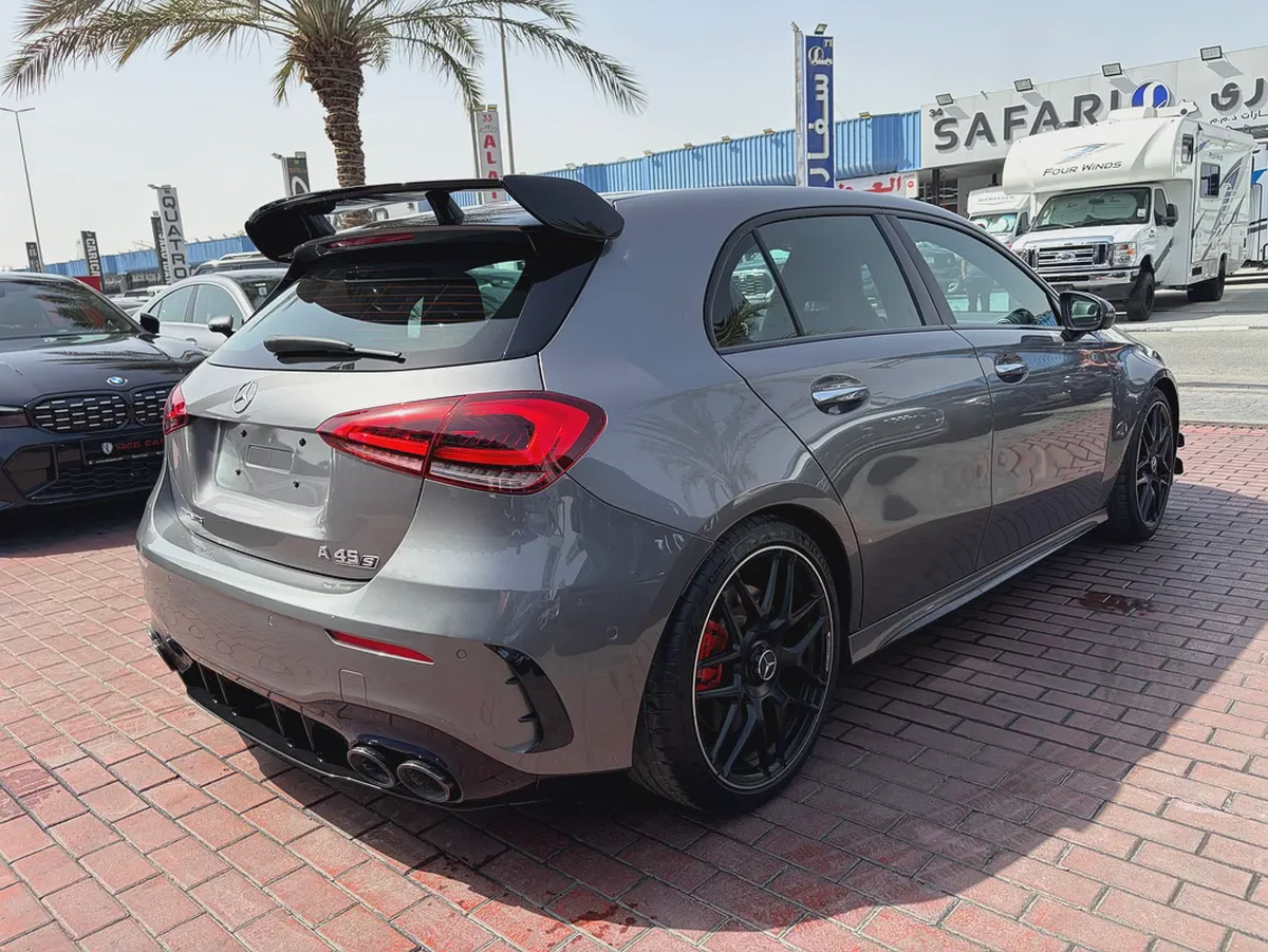 2021. A45 S.