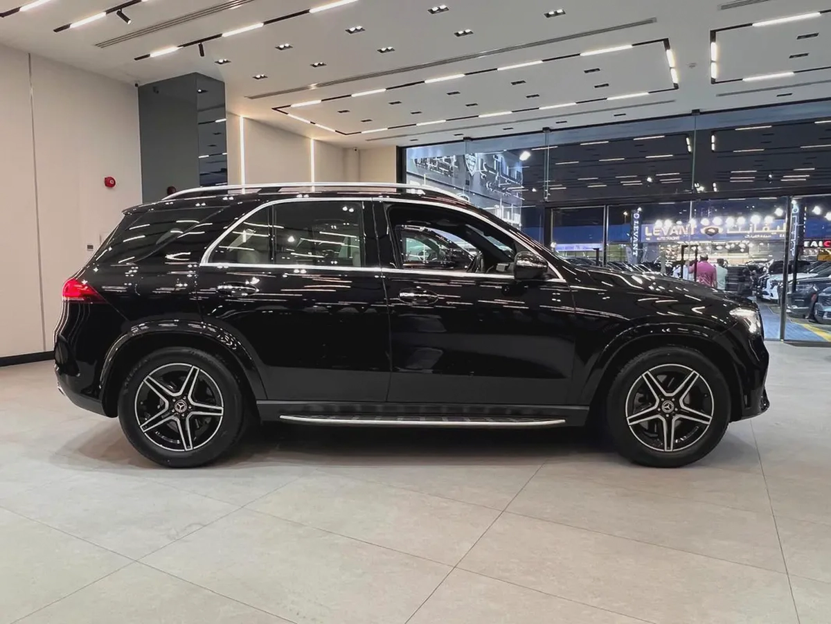 !! 2022 !! Mercedes-Benz | GLE 450 | 4MATIC | GCC | Lowest 54000 Kms | Under Warranty-4-4