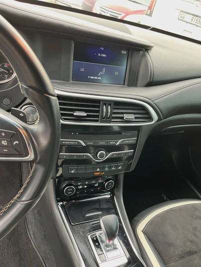 Infiniti Q30 Sport 2017 - Korean Specs - Excellent Condition-9
