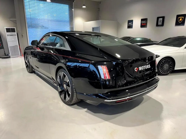 Rolls-Royce Spectre | 2024 | GCC I under agency warranty I Ultra Luxury Electric Coupe