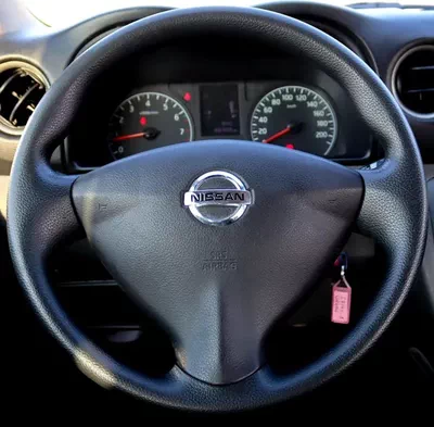 Nissan Urvan STANDARD 2.5 L | | GCC | Accident-Free | In Excellent Condition | 1092 P.M-13
