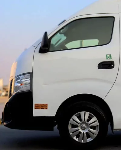 Nissan Urvan STANDARD 2.5 L | | GCC | Accident-Free | In Excellent Condition | 1092 P.M-14