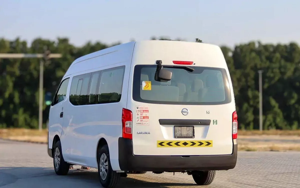 Nissan Urvan STANDARD 2.5 L | | GCC | Accident-Free | In Excellent Condition | 1092 P.M-3-0