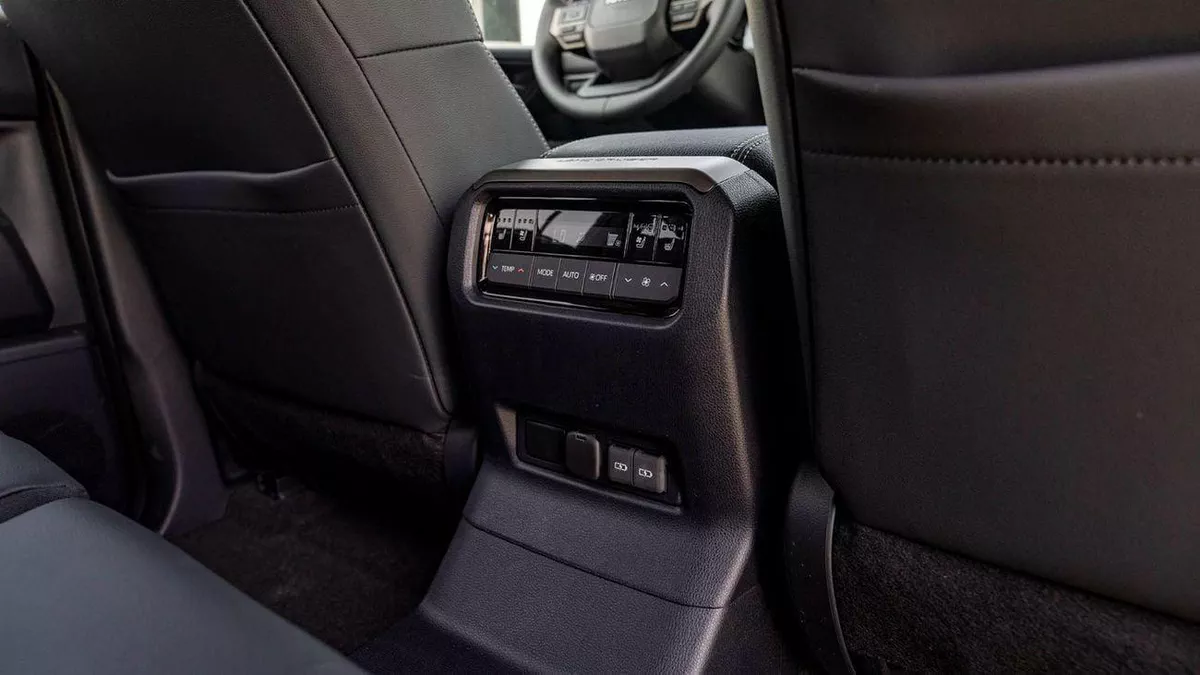 Toyota Prado VXR FULL OPTION  2.8 L-10-0