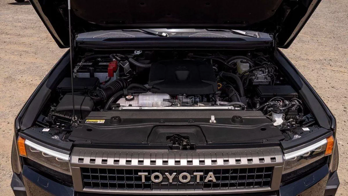 Toyota Prado VXR FULL OPTION  2.8 L-24-0