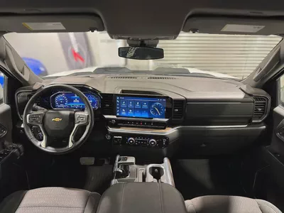 Chevrolet Silverado 1500 RST | 2024 | low mileage | Pristine Condition-8