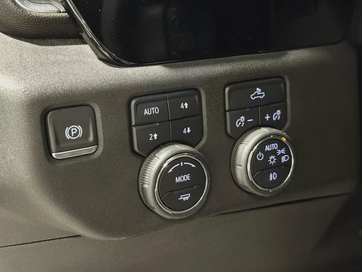 Chevrolet Silverado 1500 RST | 2024 | low mileage | Pristine Condition-14-14
