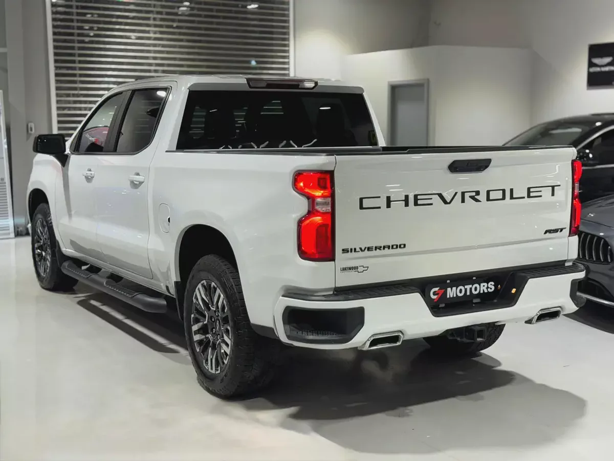 Chevrolet Silverado 1500 RST | 2024 | low mileage | Pristine Condition-6-6