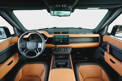 Land Rover Defender 90 P400 X Dynamic-Very Low Mileage-Premium Metallic Color-2 Tone Interior-9