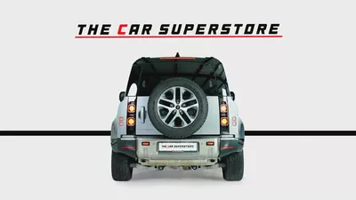 Land Rover Defender 90 P400 X Dynamic-Very Low Mileage-Premium Metallic Color-2 Tone Interior-6
