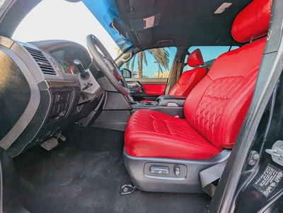 Toyota Land Cruiser GXR 2015 Facelifted 2026 With Interior and Exterior - GCC Specs --3