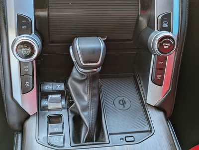 Toyota Land Cruiser GXR 2015 Facelifted 2026 With Interior and Exterior - GCC Specs --8