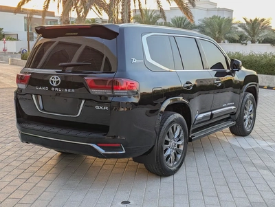 Toyota Land Cruiser GXR 2015 Facelifted 2026 With Interior and Exterior - GCC Specs --16