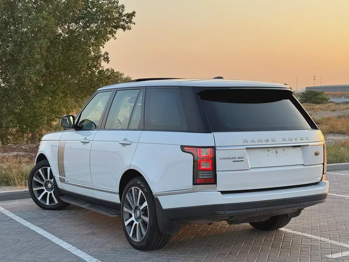 Land Rover vogue HSE GCC Oreginal paint excellent condition-5-5