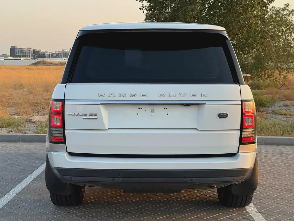 Land Rover vogue HSE GCC Oreginal paint excellent condition-7-7