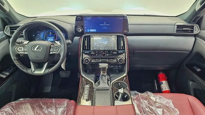 LEXUS - LX 600 - SIGNATURE - V6 TWIN TURBO 3.5L - 2026 MODEL - UNDER WARRANTY - GCC SPECS-1