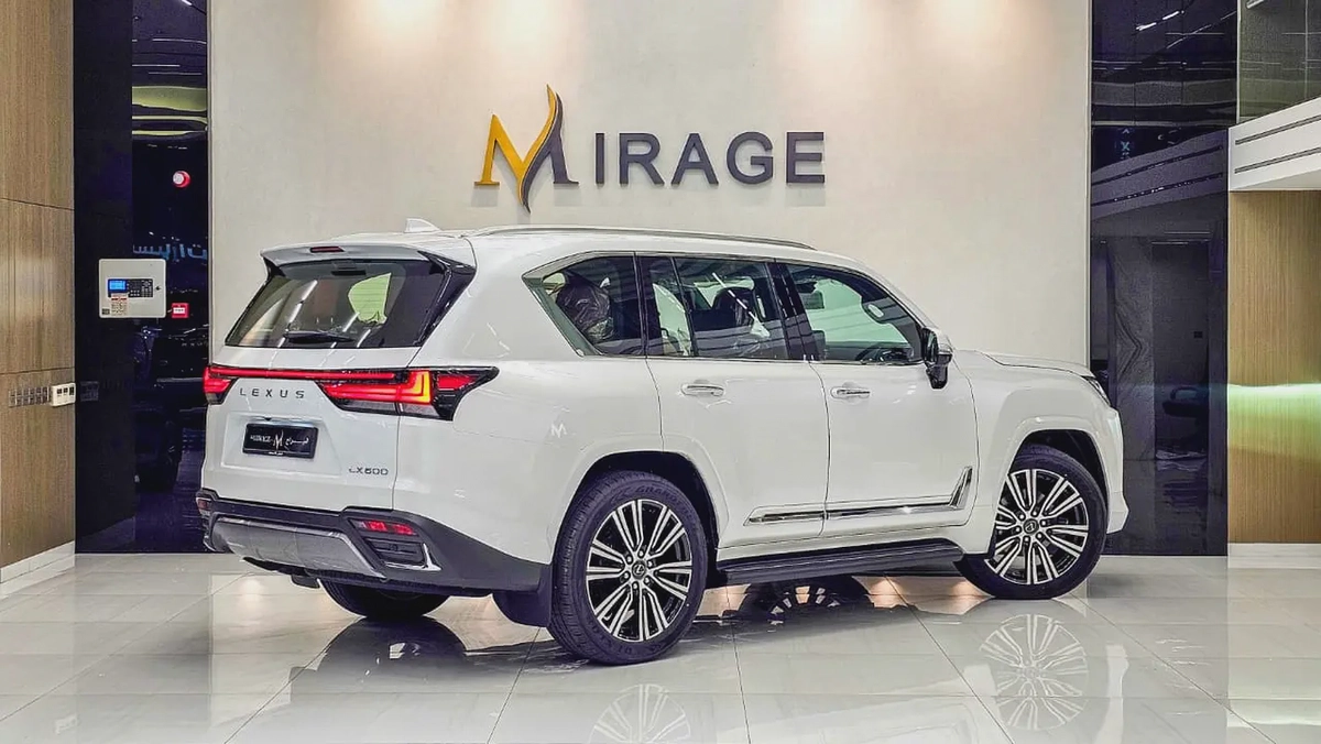 LEXUS - LX 600 - SIGNATURE - V6 TWIN TURBO 3.5L - 2026 MODEL - UNDER WARRANTY - GCC SPECS-15-15