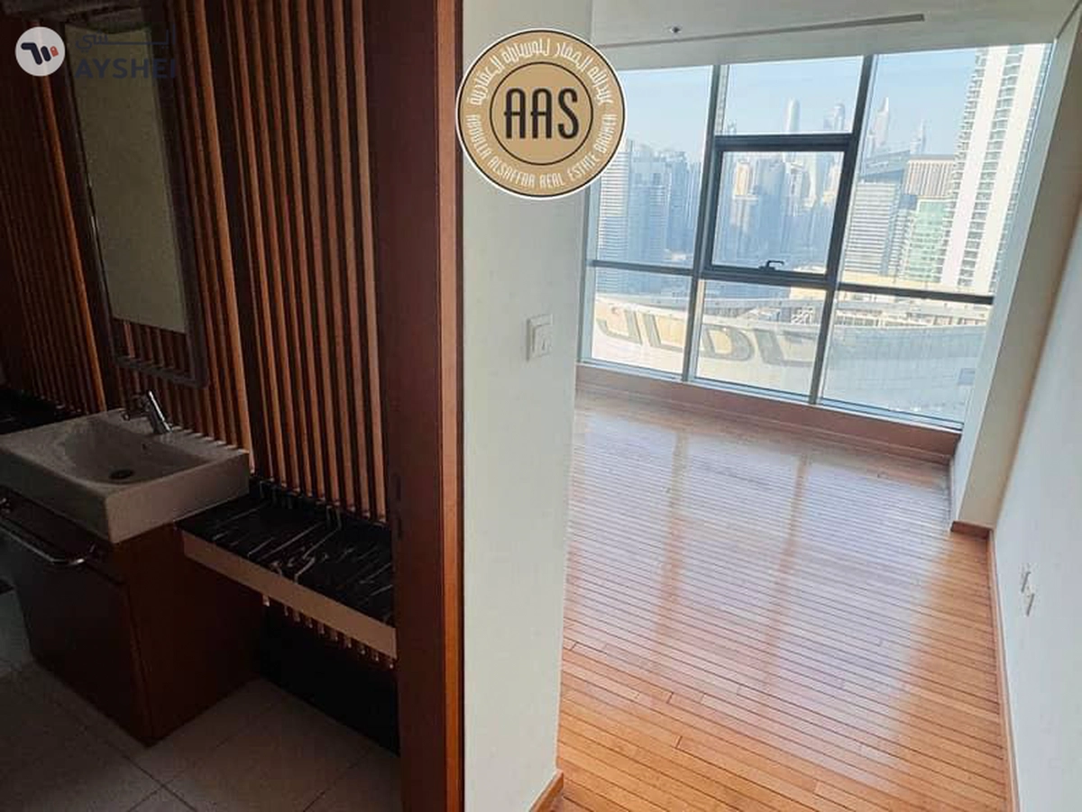 Spacious 4BR Penthouse | Marina View | 400K-20-20