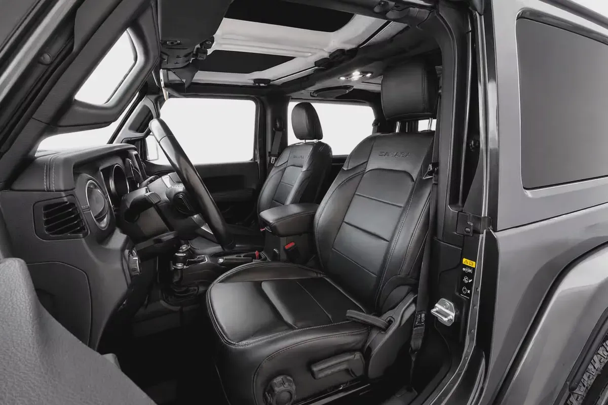 Jeep Wrangler Sahara 3.6 V6 2-Door 2022 l Full Agency Service l AED 2,252 / Monthly-10-10