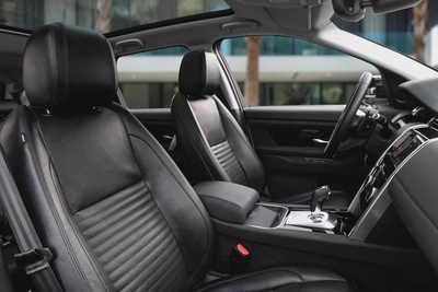 1,861 P.M |  Discovery Sport SE P200 | 0% Downpayment | WARRANTY!-10