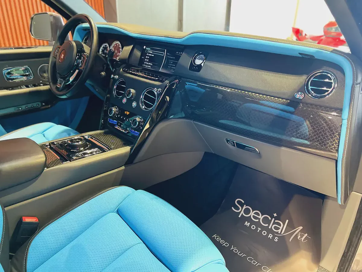 ROLLS ROYCE CULLINAN BLACK BADGE / 2021 / 34,348KMs ONLY / STARLIGHTS / MANSORY PACKAGE-5-5