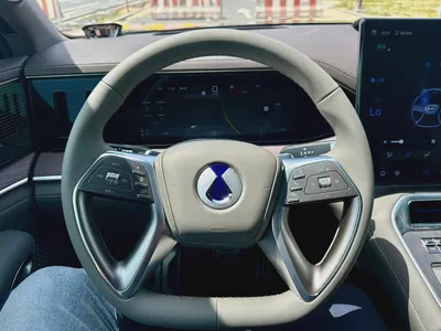 2025 Denza N9 Flagship - Brand New - Chinese Specs-14
