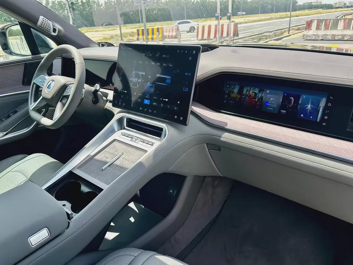 2025 Denza N9 Flagship - Brand New - Chinese Specs-3-3