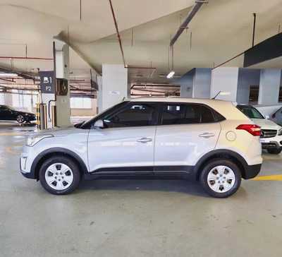 FULL SERVICE AT HYUNDAI AGENCY II GCC Specs - Well Maintained!-2