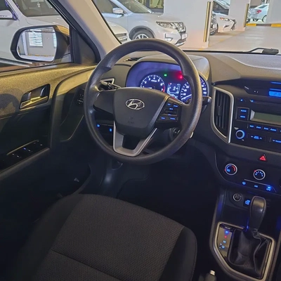 FULL SERVICE AT HYUNDAI AGENCY II GCC Specs - Well Maintained!-14