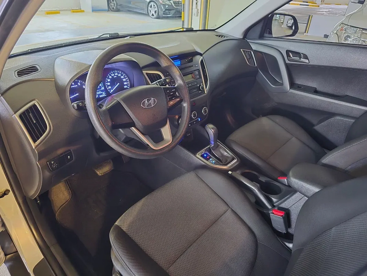 FULL SERVICE AT HYUNDAI AGENCY II GCC Specs - Well Maintained!-7-7