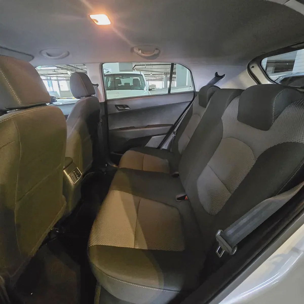 FULL SERVICE AT HYUNDAI AGENCY II GCC Specs - Well Maintained!-10-10