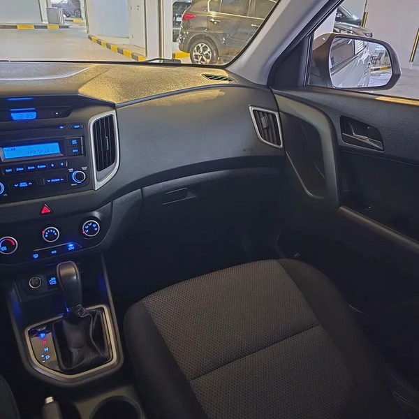 FULL SERVICE AT HYUNDAI AGENCY II GCC Specs - Well Maintained!