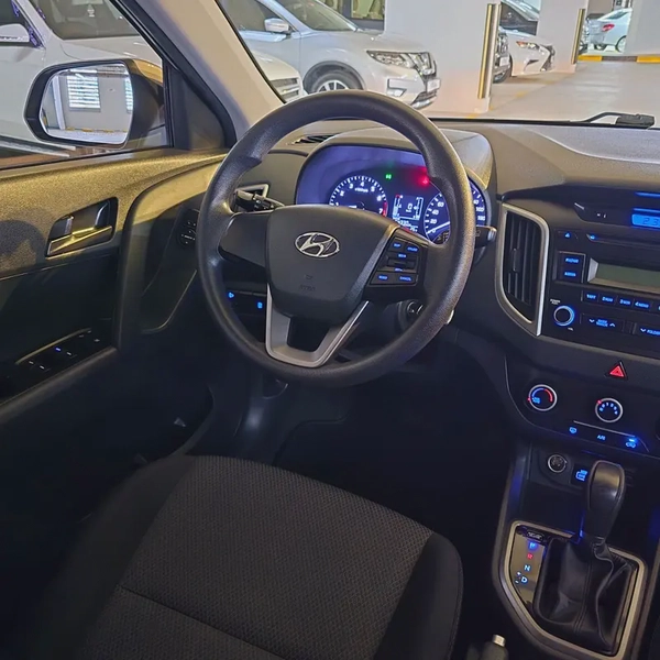 FULL SERVICE AT HYUNDAI AGENCY II GCC Specs - Well Maintained!