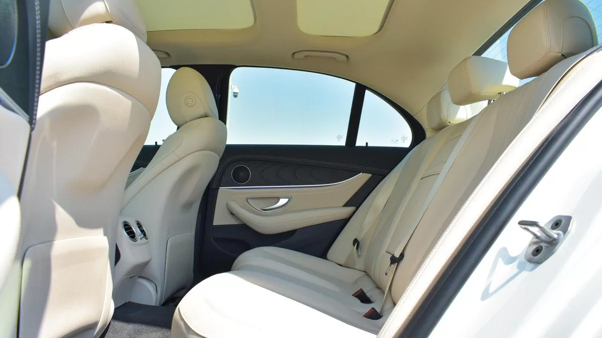 2023 Mercedes-Benz E 320 White-9-9