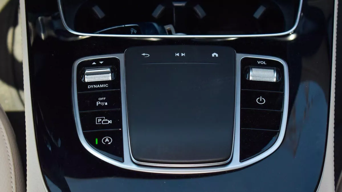 2023 Mercedes-Benz E 320 White-1-1